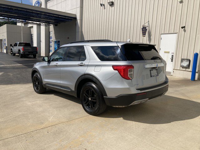Certified 2020 Ford Explorer XLT w/ Equipment Group 202A AWD/4WD image 21