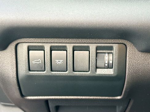 Used 2023 Subaru Ascent Touring image 11