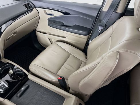 Used 2017 Honda Pilot Touring image 25