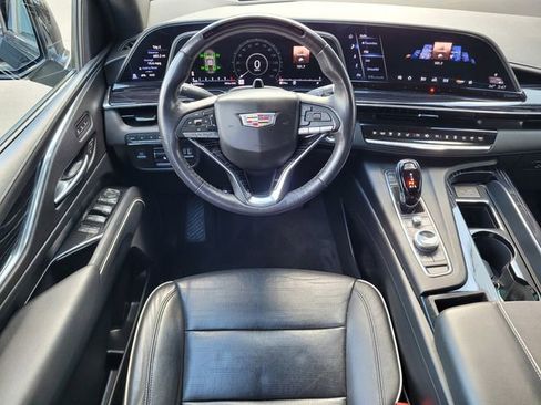 Used 2023 Cadillac Escalade ESV Sport image 16