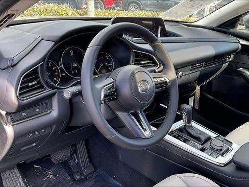 Used 2025 MAZDA CX-30 AWD 2.5 S w/ Preferred Package image 9