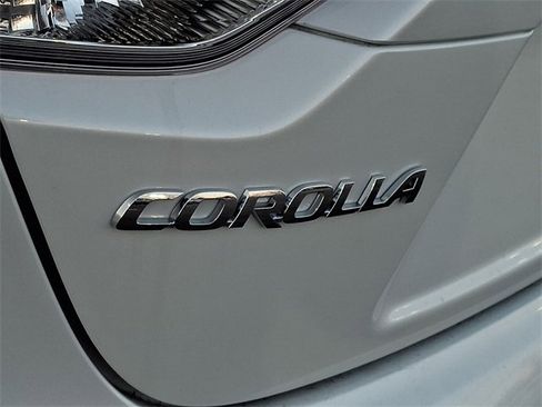 New 2026 Toyota Corolla SE image 15