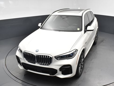 Used 2023 BMW X5 xDrive45e w/ Executive Package AWD/4WD image 17