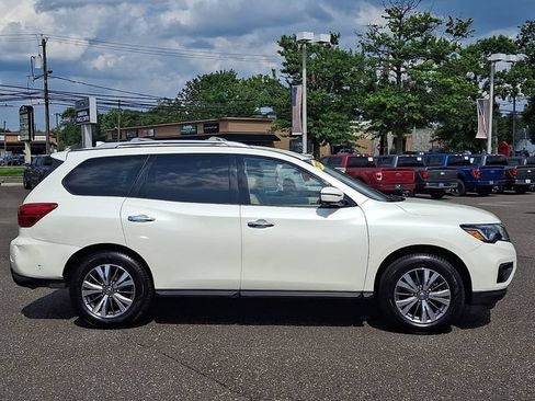 Used 2019 Nissan Pathfinder SL AWD/4WD image 7