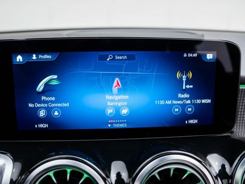 Used 2022 Mercedes-Benz GLB 250 4MATIC image 28