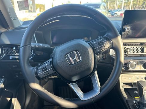 Used 2024 Honda Civic Touring image 25