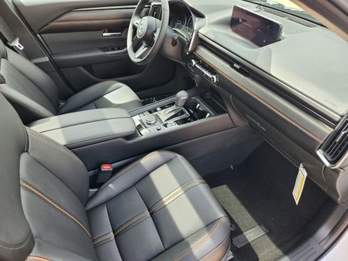 Used 2025 MAZDA CX-50 AWD 2.5 S w/ Premium Plus Pkg image 17