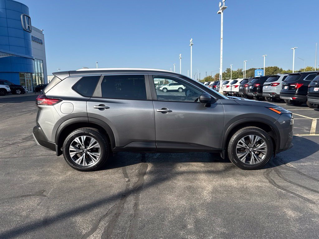 Used 2023 Nissan Rogue SV w/ SV Premium B Package AWD/4WD image 12