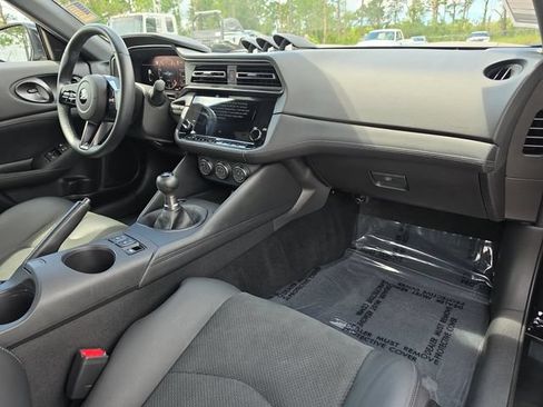 Used 2024 Nissan Z Performance w/ Floor Mat Package RWD image 9