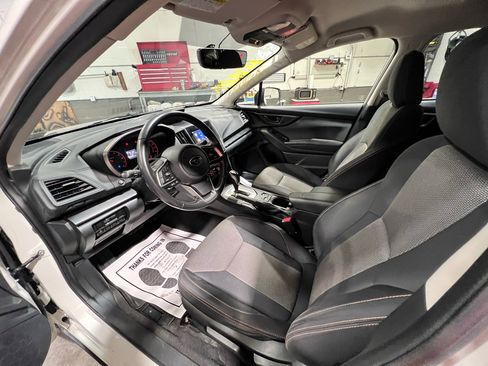 Used 2019 Subaru Crosstrek 2.0i Premium w/ Popular Package #3 image 9