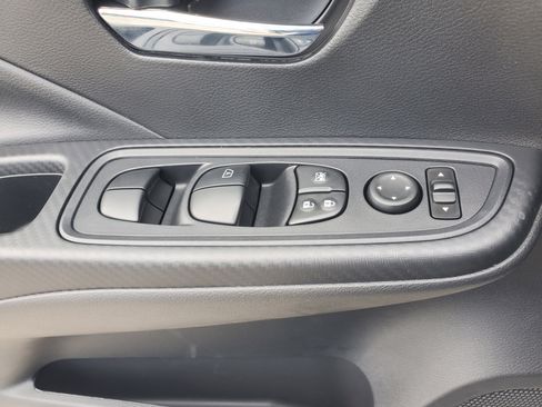 New 2025 Nissan Versa SV w/ Trunk Package image 22