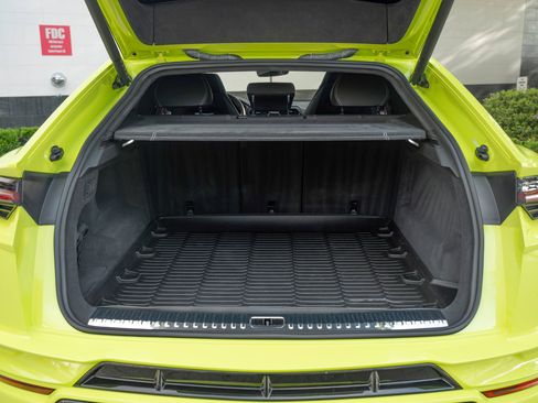 Used 2023 Lamborghini Urus S AWD/4WD image 14