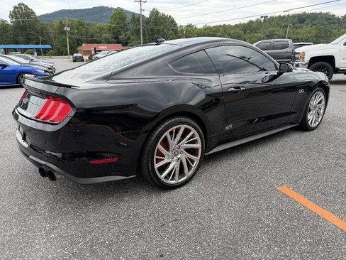 Used 2020 Ford Mustang GT RWD image 6