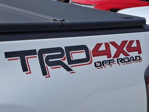 Used 2023 Toyota Tacoma TRD Off-Road AWD/4WD image 33