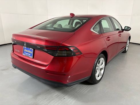 Used 2023 Honda Accord LX image 8