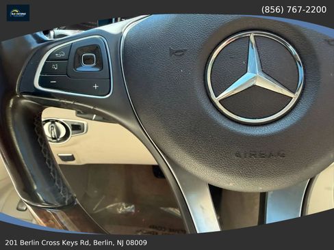 Used 2018 Mercedes-Benz E 300 4MATIC w/ Premium 1 Package image 21