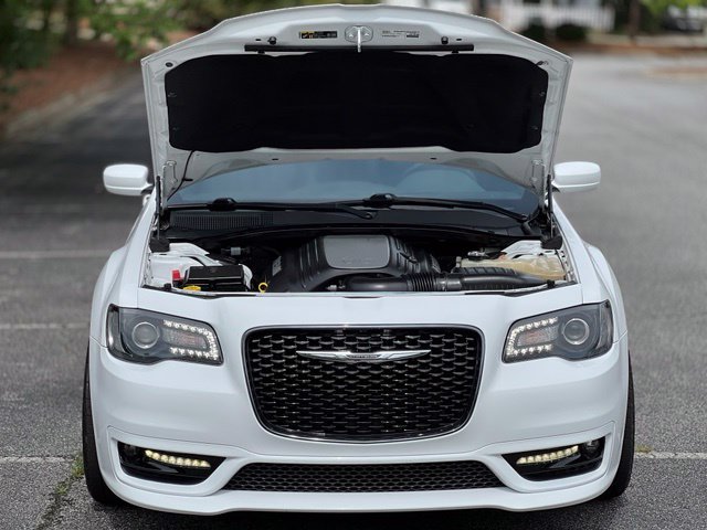 Used 2019 Chrysler 300 S w/ S Model Appearance Package RWD image 41