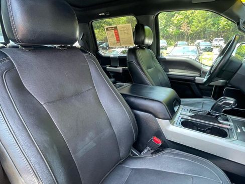 Used 2015 Ford F150 Lariat w/ Equipment Group 502A Luxury AWD/4WD image 30