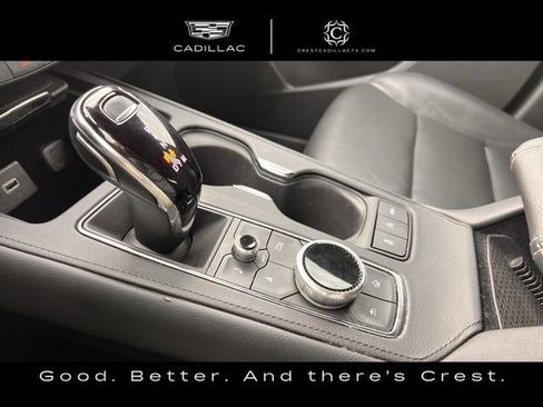 Used 2024 Cadillac XT4 Premium Luxury image 22