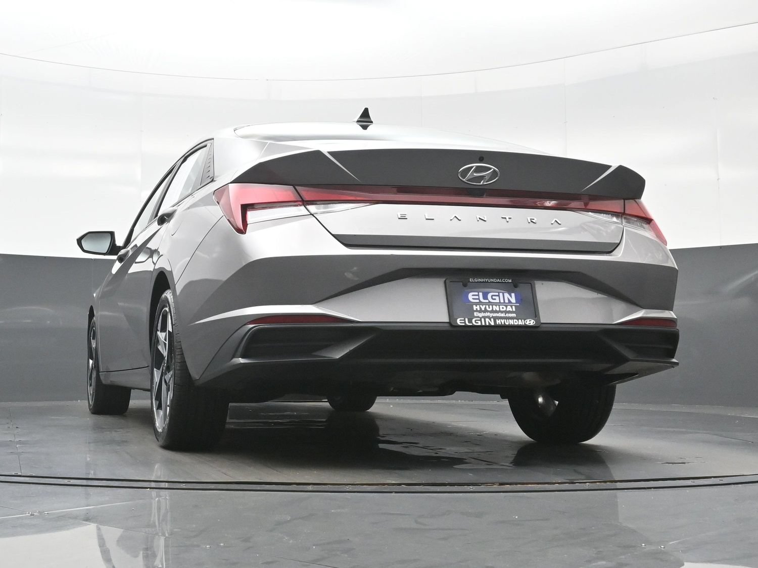 Certified 2023 Hyundai Elantra SEL w/ Convenience Package FWD image 28