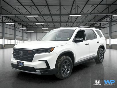 Certified 2025 Honda Pilot TrailSport