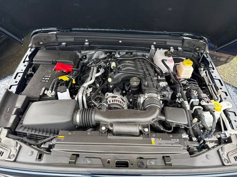 New 2025 Jeep Gladiator Sport image 29