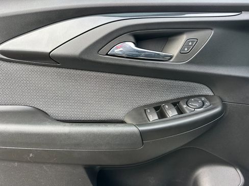 Used 2023 Chevrolet TrailBlazer LT image 11