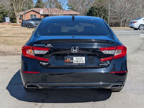 Used 2021 Honda Accord Sport image 5