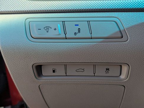 Used 2018 Hyundai Sonata SE FWD image 16