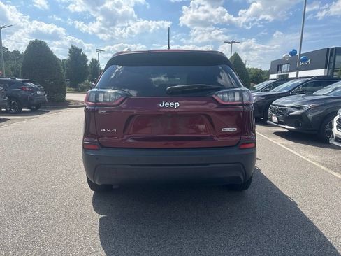 Used 2020 Jeep Cherokee Latitude Plus AWD/4WD image 4