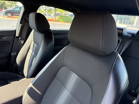 Certified 2025 Honda Civic Sport image 12