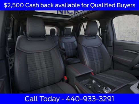 New 2026 Ford Explorer ST-Line w/ ST-Line Street Pack image 11