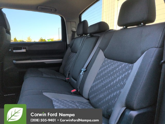 Used 2018 Toyota Tundra SR5 AWD/4WD image 25