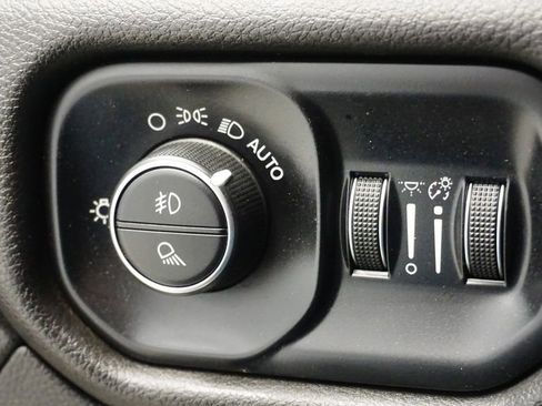 Used 2019 RAM 1500 Big Horn w/ Protection Group image 24