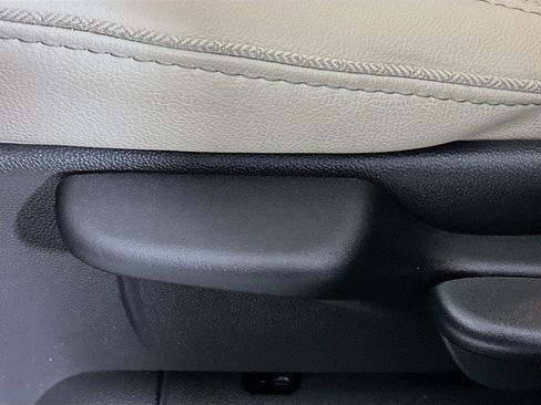 Used 2026 Buick Encore GX Sport Touring image 13