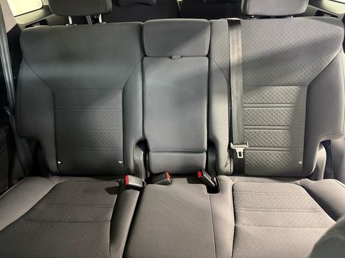 Used 2018 Kia Sorento LX AWD/4WD image 25