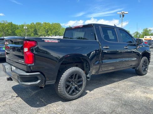 Used 2022 Chevrolet Silverado 1500 Limited Custom Trail Boss AWD/4WD image 3