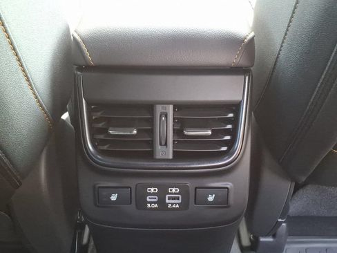 Used 2025 Subaru Outback Wilderness AWD/4WD image 19
