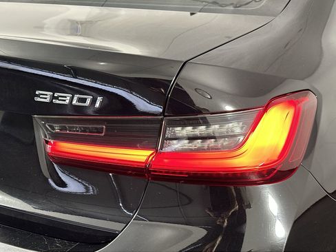 Used 2019 BMW 330i xDrive Sedan w/ Convenience Package image 30