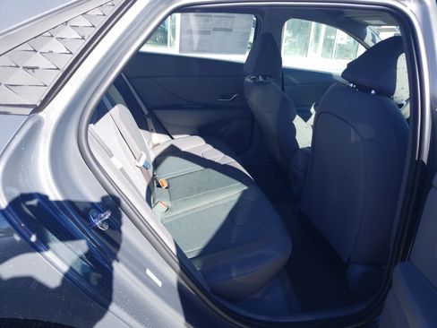 New 2026 Hyundai Elantra SE image 15