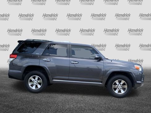 Used 2013 Toyota 4Runner SR5 w/ Convenience Pkg AWD/4WD image 11