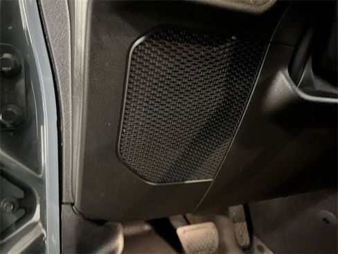 Used 2024 Jeep Wrangler Unlimited Rubicon w/ Technology Group image 24