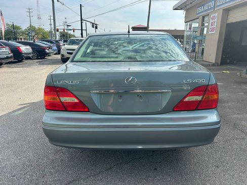Used 2001 Lexus LS 430 RWD image 5