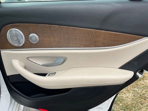 Used 2020 Mercedes-Benz E 350 4MATIC Sedan image 22