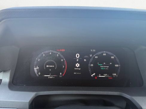Used 2025 Toyota Tacoma TRD Off-Road AWD/4WD image 20