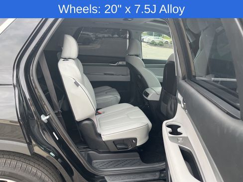 Used 2023 Hyundai Palisade SEL w/ Premium Package image 39