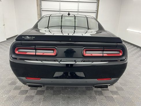Used 2016 Dodge Challenger SRT Hellcat image 21