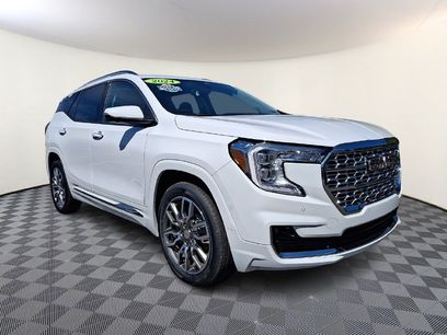 Used 2024 GMC Terrain Denali w/ Denali Premium Package