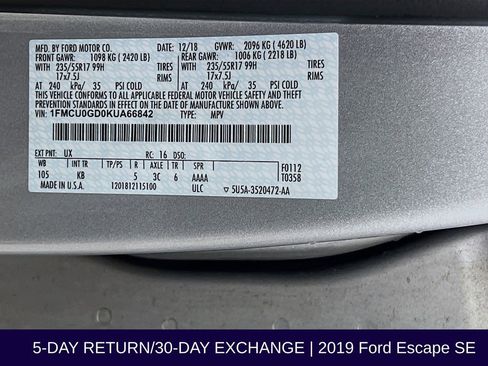 Certified 2019 Ford Escape SE image 36