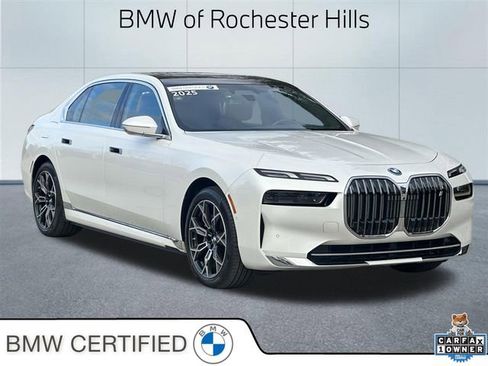 Certified 2025 BMW i7 xDrive60 image 1